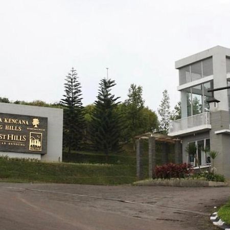 Imah Dago Villa - Budget Staycation Villa In Bandung Exteriör bild