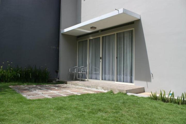 Imah Dago Villa - Budget Staycation Villa In Bandung Exteriör bild